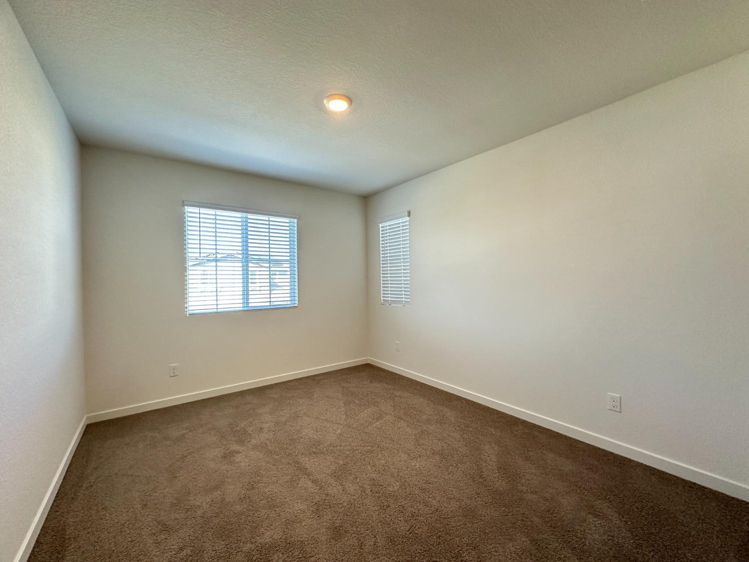 Detail Gallery Image 20 of 21 For 9248 Farmstead Cir, Roseville,  CA 95747 - 4 Beds | 2/1 Baths