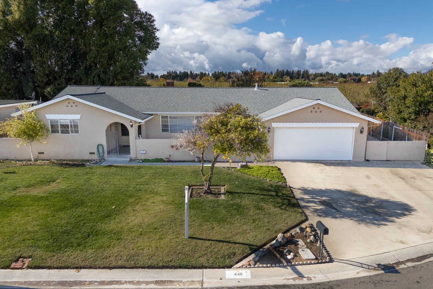 Detail Gallery Image 1 of 1 For 446 Rose Ln, Yuba City,  CA 95993 - 4 Beds | 2/1 Baths