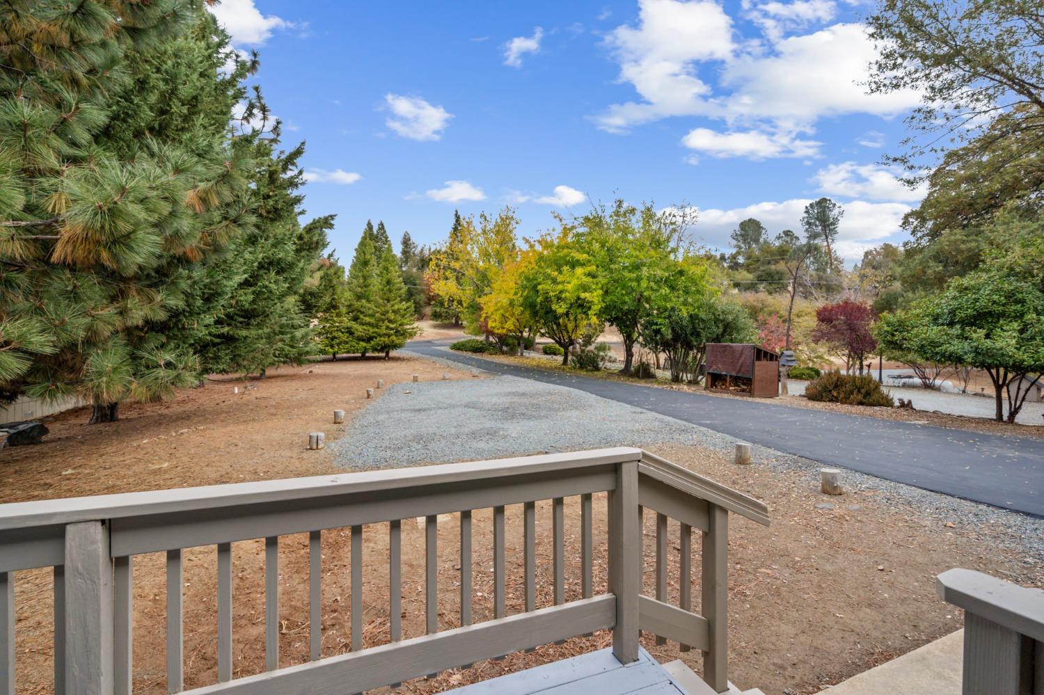 Detail Gallery Image 9 of 82 For 20609 Longview St, Groveland,  CA 95321 - 3 Beds | 2 Baths