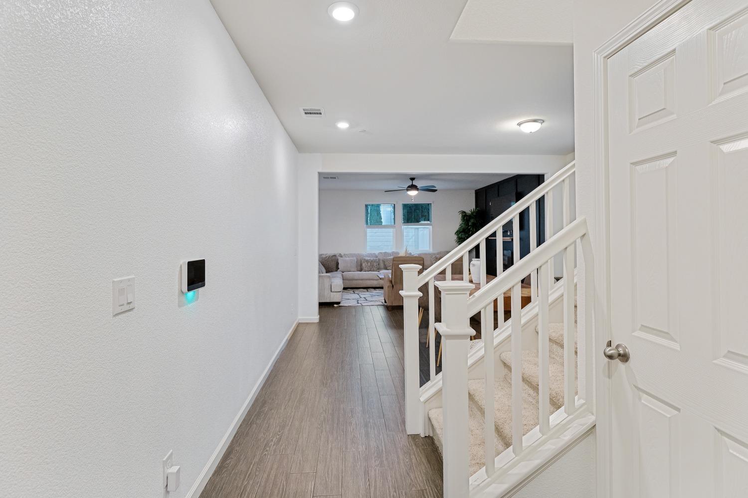 Detail Gallery Image 9 of 46 For 223 Belluno Dr, Stockton,  CA 95209 - 3 Beds | 2/1 Baths