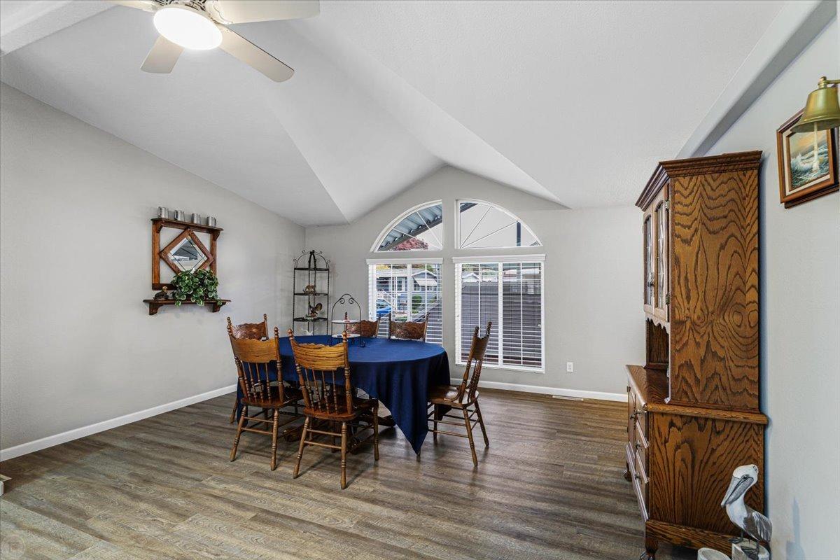 Detail Gallery Image 17 of 61 For 3904 Waimea Ln, Modesto,  CA 95355 - 2 Beds | 2 Baths