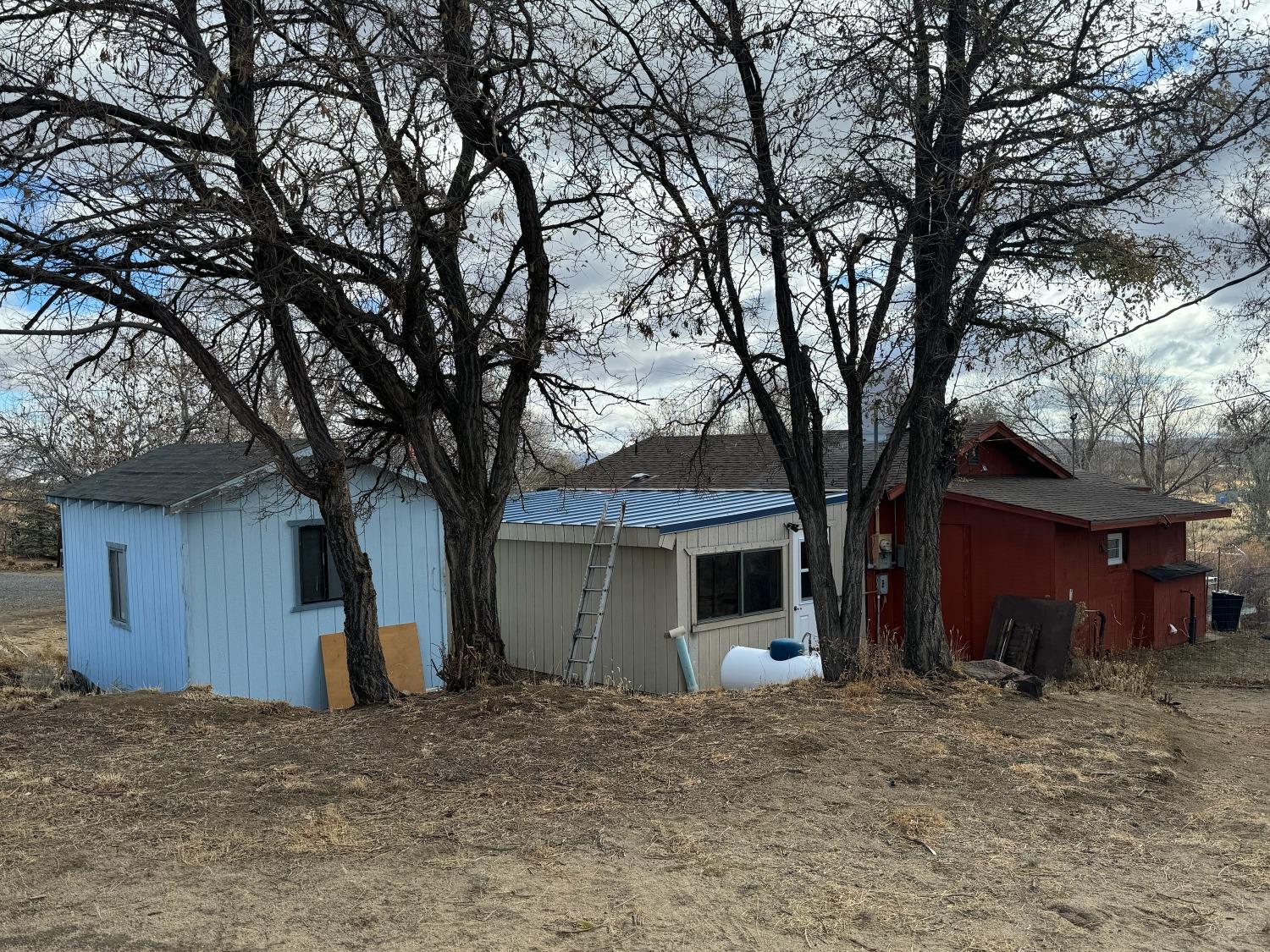 Detail Gallery Image 8 of 45 For 704 Thornton Rd, Susanville,  CA 96130 - 2 Beds | 2/1 Baths