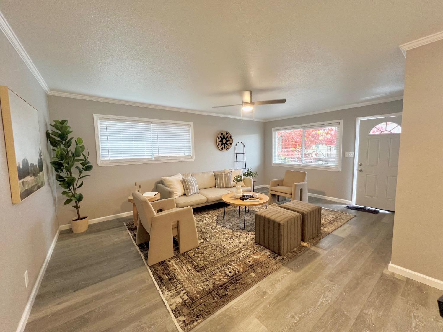 Detail Gallery Image 2 of 20 For 4540 Greenholme Dr #4,  Sacramento,  CA 95842 - 2 Beds | 1 Baths