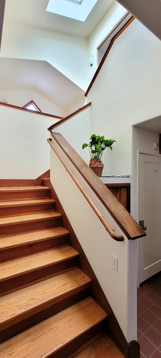 Detail Gallery Image 6 of 30 For 414 Everett St, El Cerrito,  CA 94530 - 4 Beds | 2/1 Baths