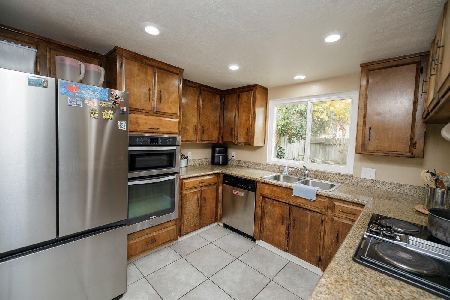 Detail Gallery Image 13 of 31 For 46 Willowood Dr, Oakdale,  CA 95361 - 3 Beds | 2 Baths