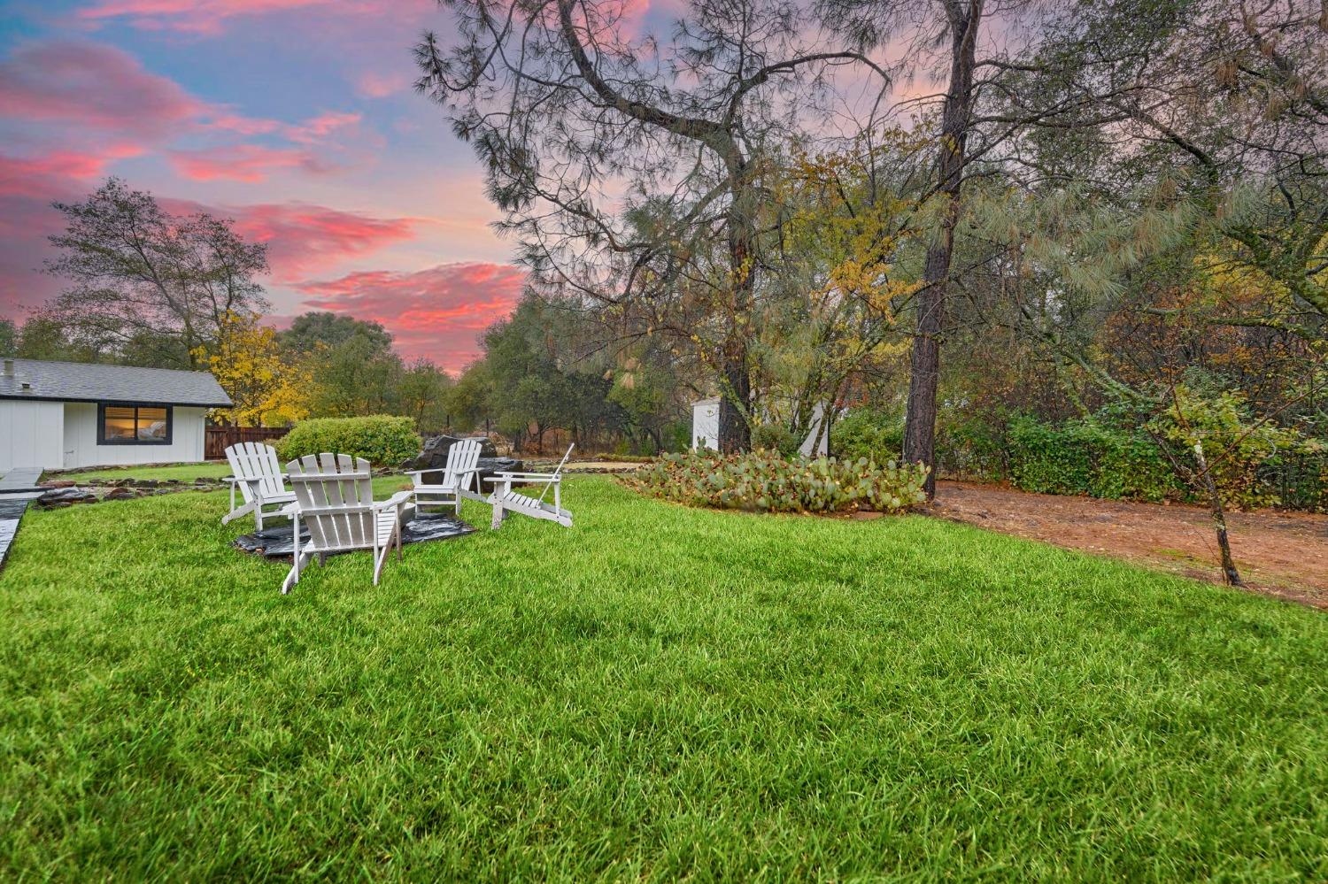 Detail Gallery Image 59 of 75 For 3951 Lakeview Dr, Shingle Springs,  CA 95682 - 5 Beds | 3 Baths