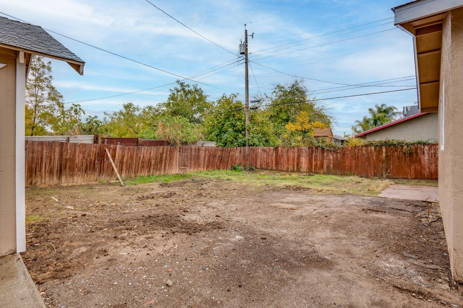 Detail Gallery Image 19 of 21 For 5025 36th St, Sacramento,  CA 95820 - 3 Beds | 2 Baths