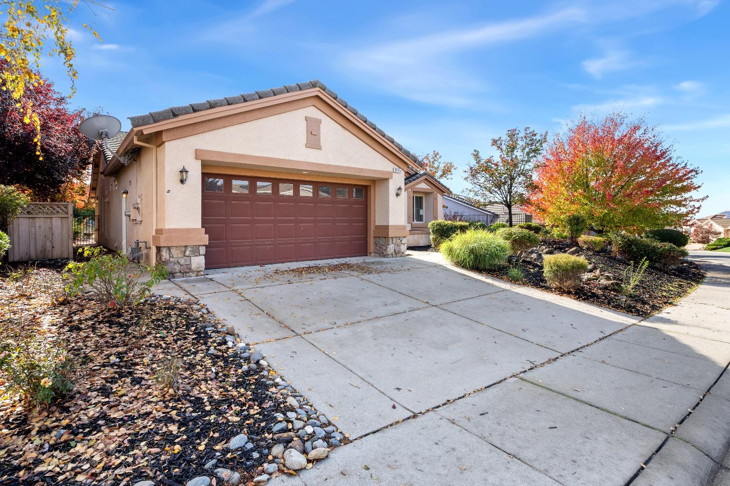 Detail Gallery Image 6 of 31 For 2175 Hidden Hills Ln, Lincoln,  CA 95648 - 2 Beds | 2 Baths