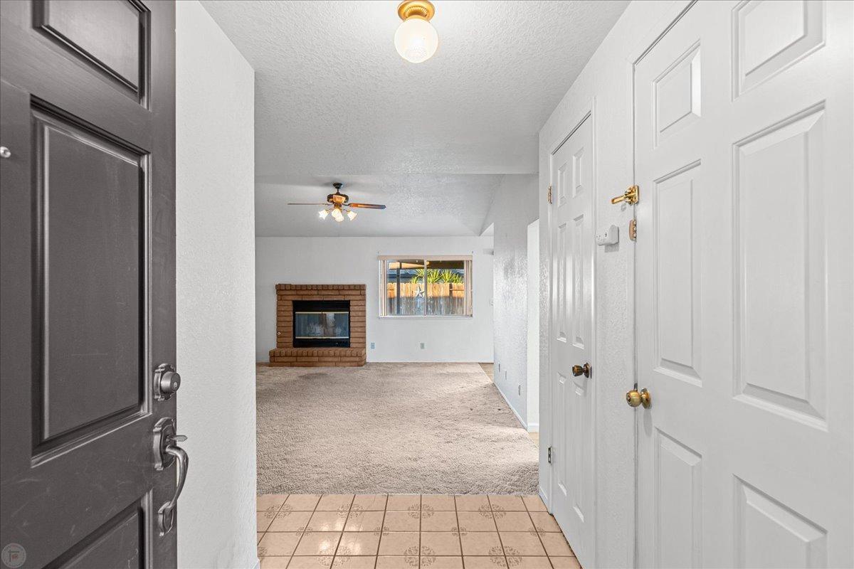 Detail Gallery Image 6 of 43 For 3821 E Orangeburg Ave, Modesto,  CA 95355 - 3 Beds | 2 Baths