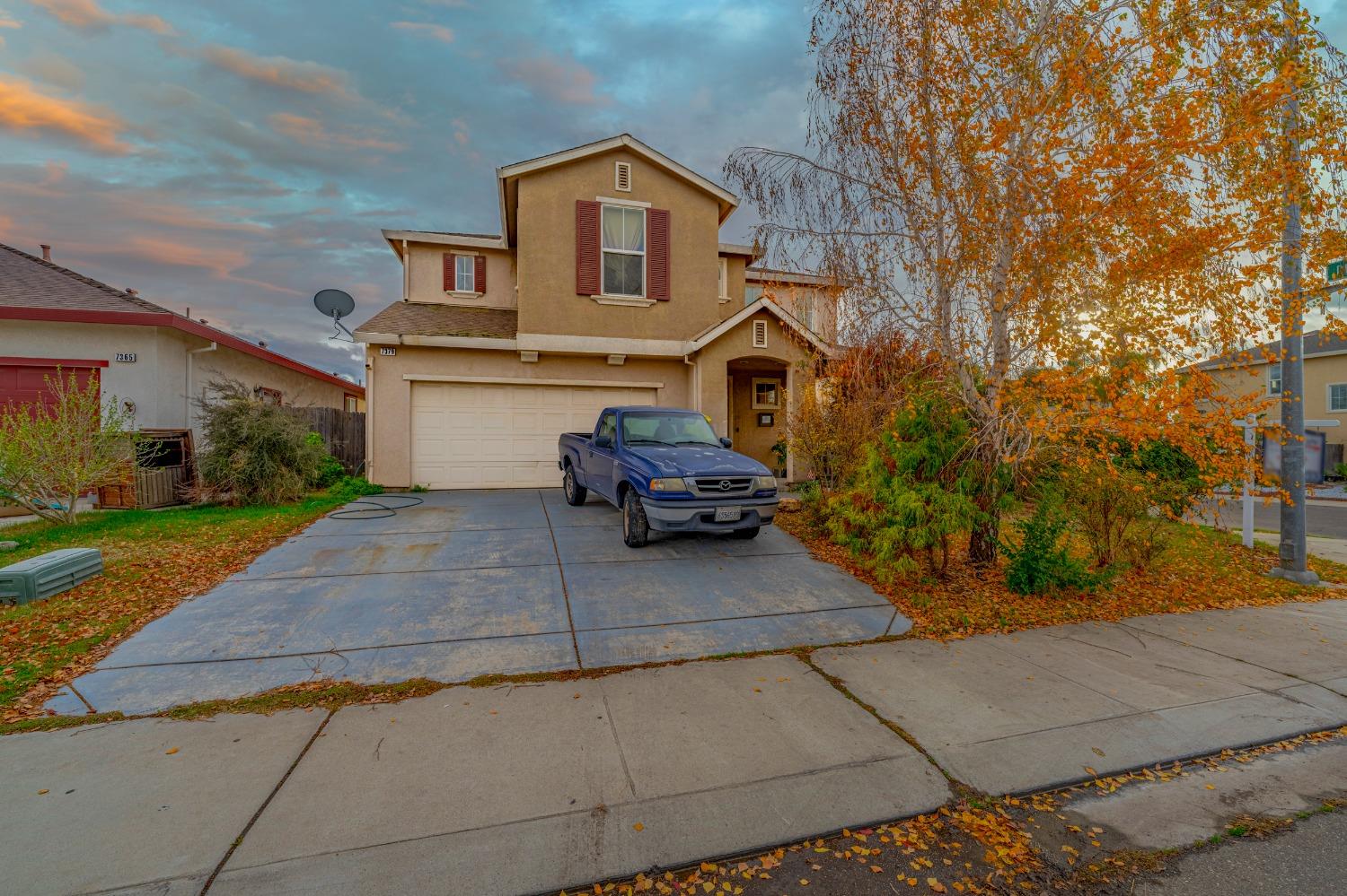 Detail Gallery Image 3 of 68 For 7379 Louise Ave, Winton,  CA 95388 - 3 Beds | 2/1 Baths