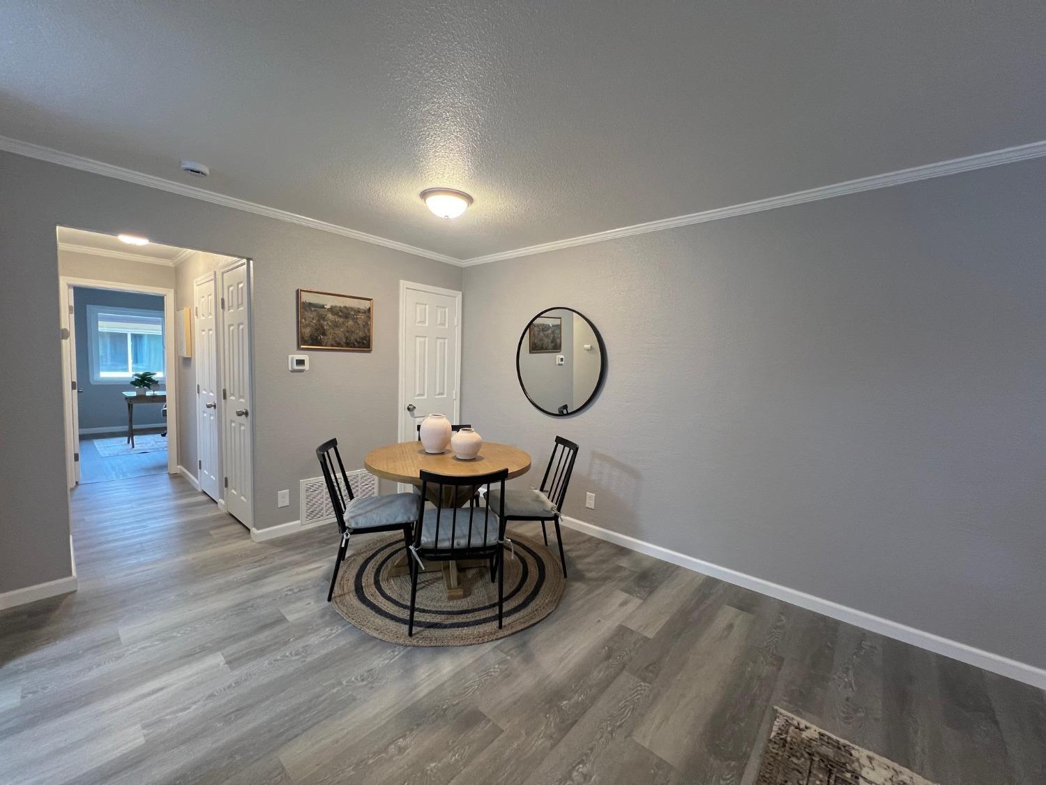 Detail Gallery Image 3 of 20 For 4540 Greenholme Dr #4,  Sacramento,  CA 95842 - 2 Beds | 1 Baths