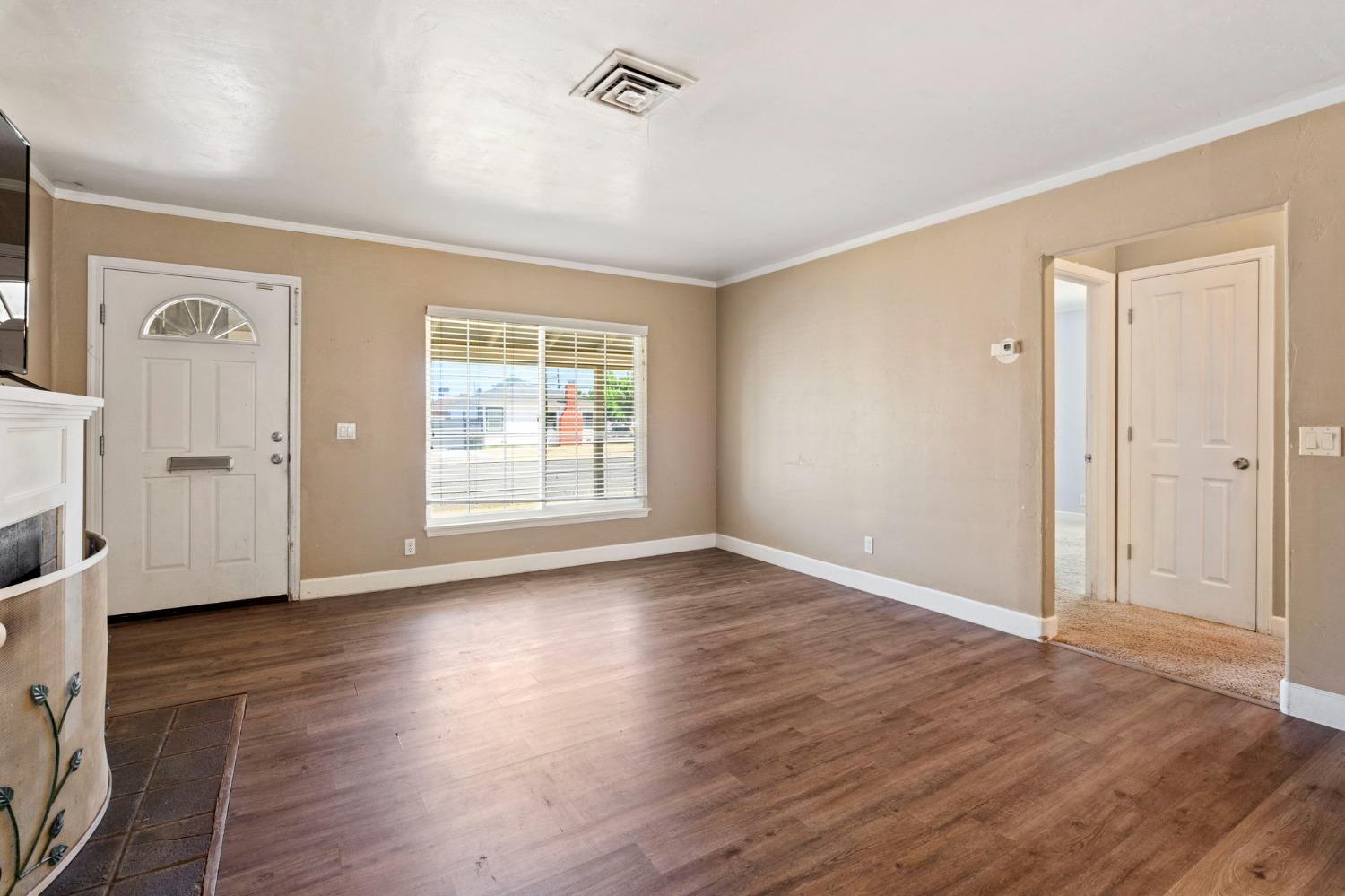 Detail Gallery Image 5 of 20 For 108 E 14th St, Marysville,  CA 95901 - 2 Beds | 1 Baths