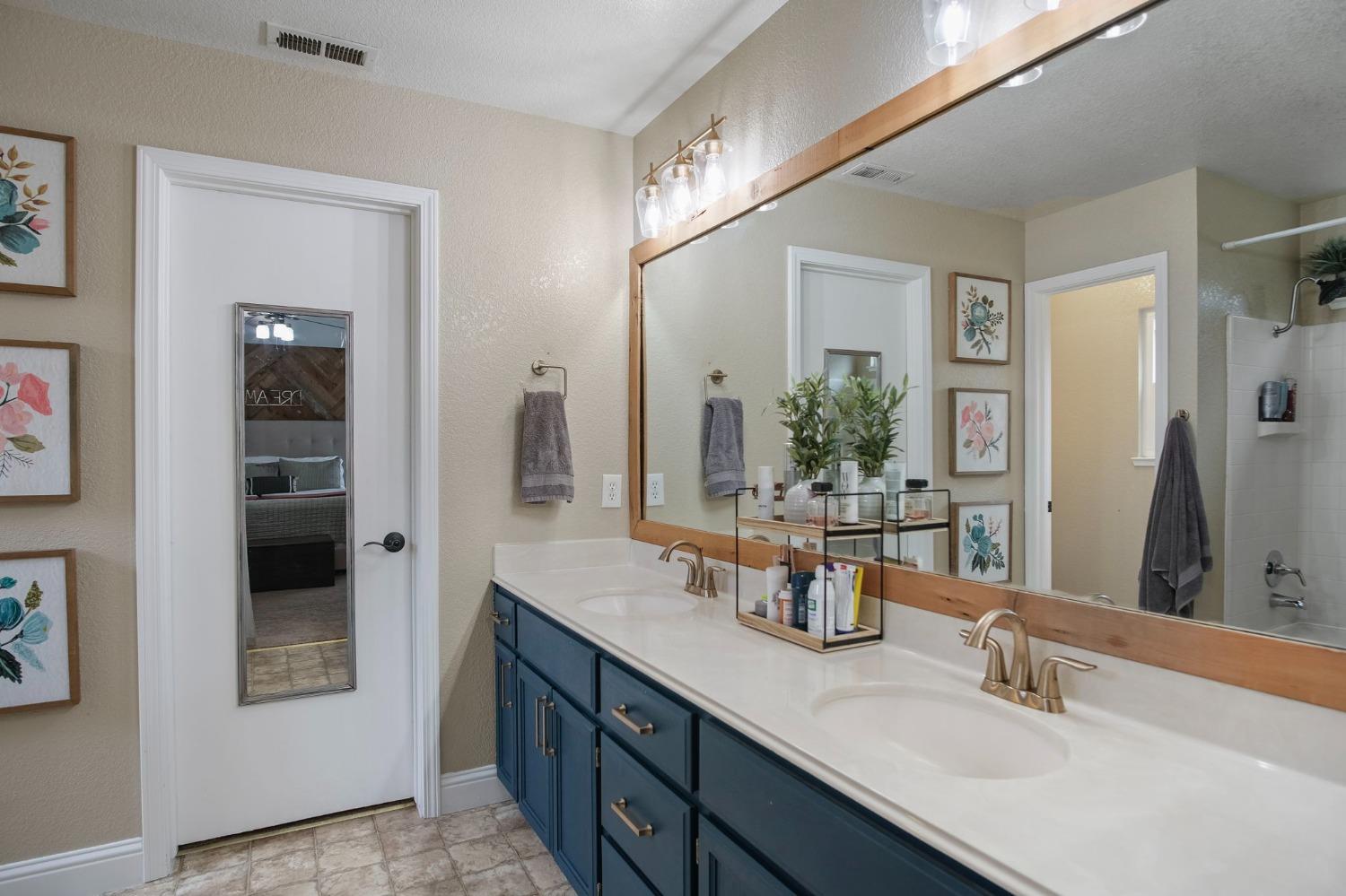 Detail Gallery Image 24 of 37 For 347 Brisk Ct, Waterford,  CA 95386 - 4 Beds | 2 Baths