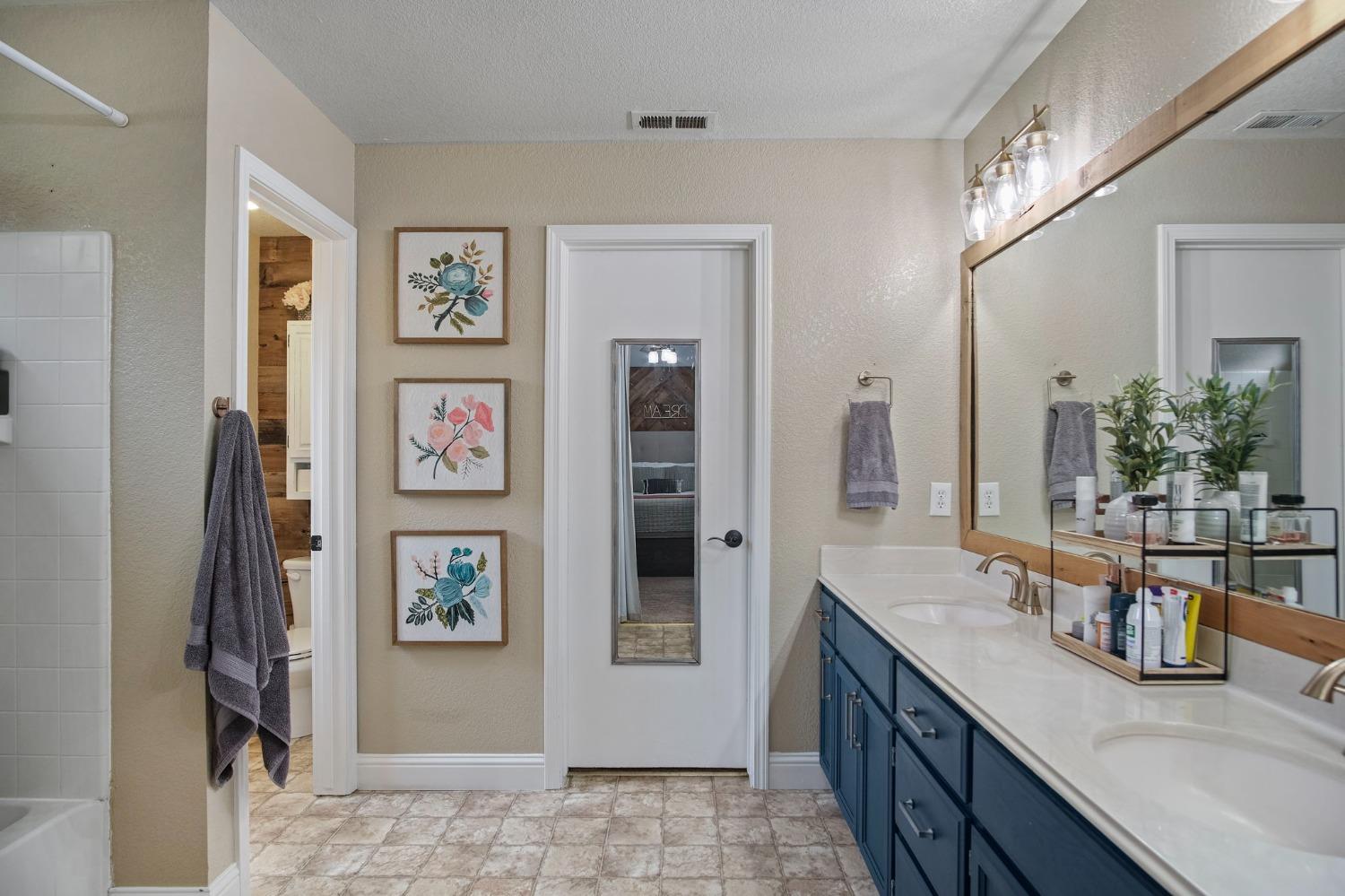 Detail Gallery Image 23 of 37 For 347 Brisk Ct, Waterford,  CA 95386 - 4 Beds | 2 Baths