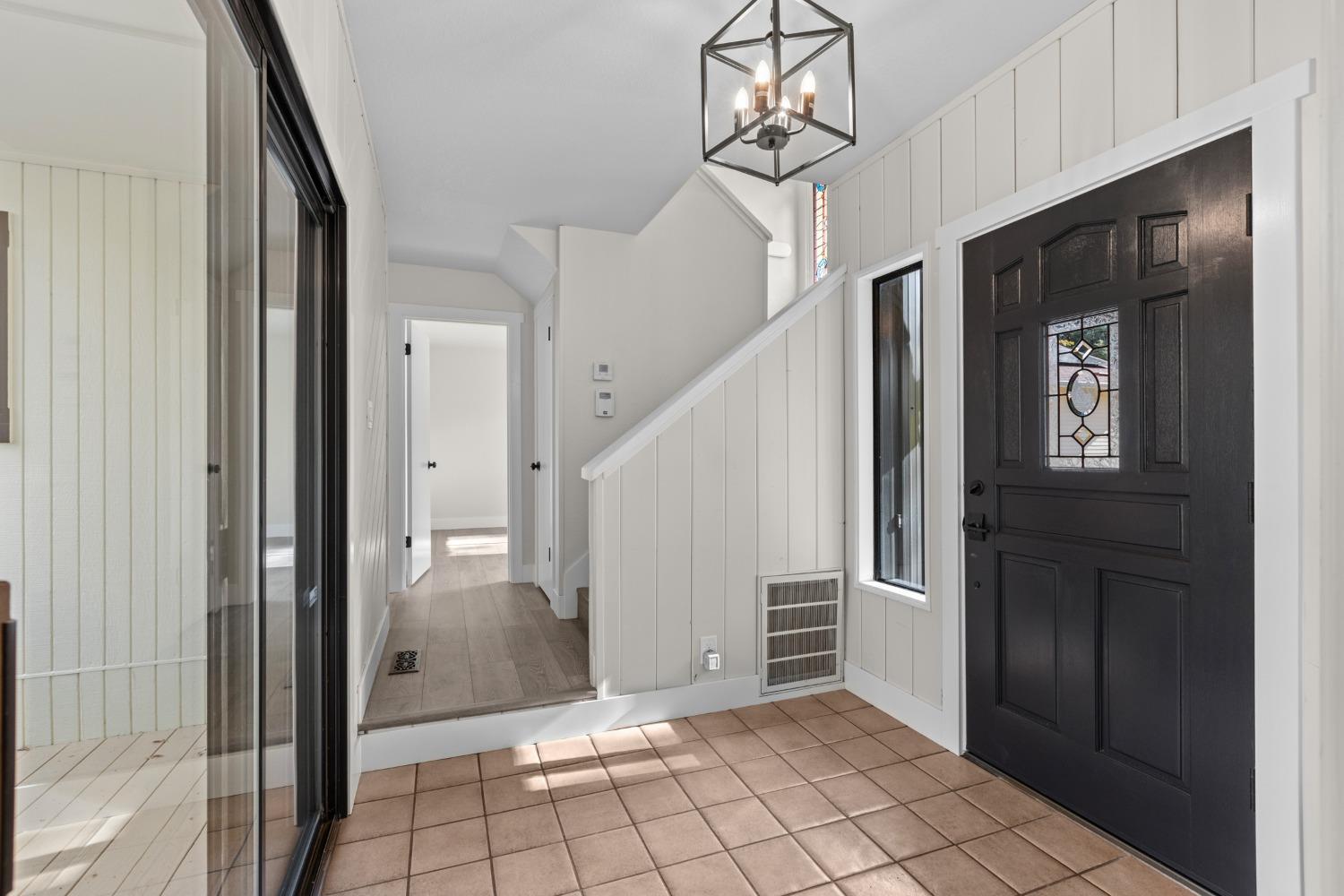 Detail Gallery Image 12 of 82 For 11518 Inverness Way, Auburn,  CA 95602 - 3 Beds | 2 Baths