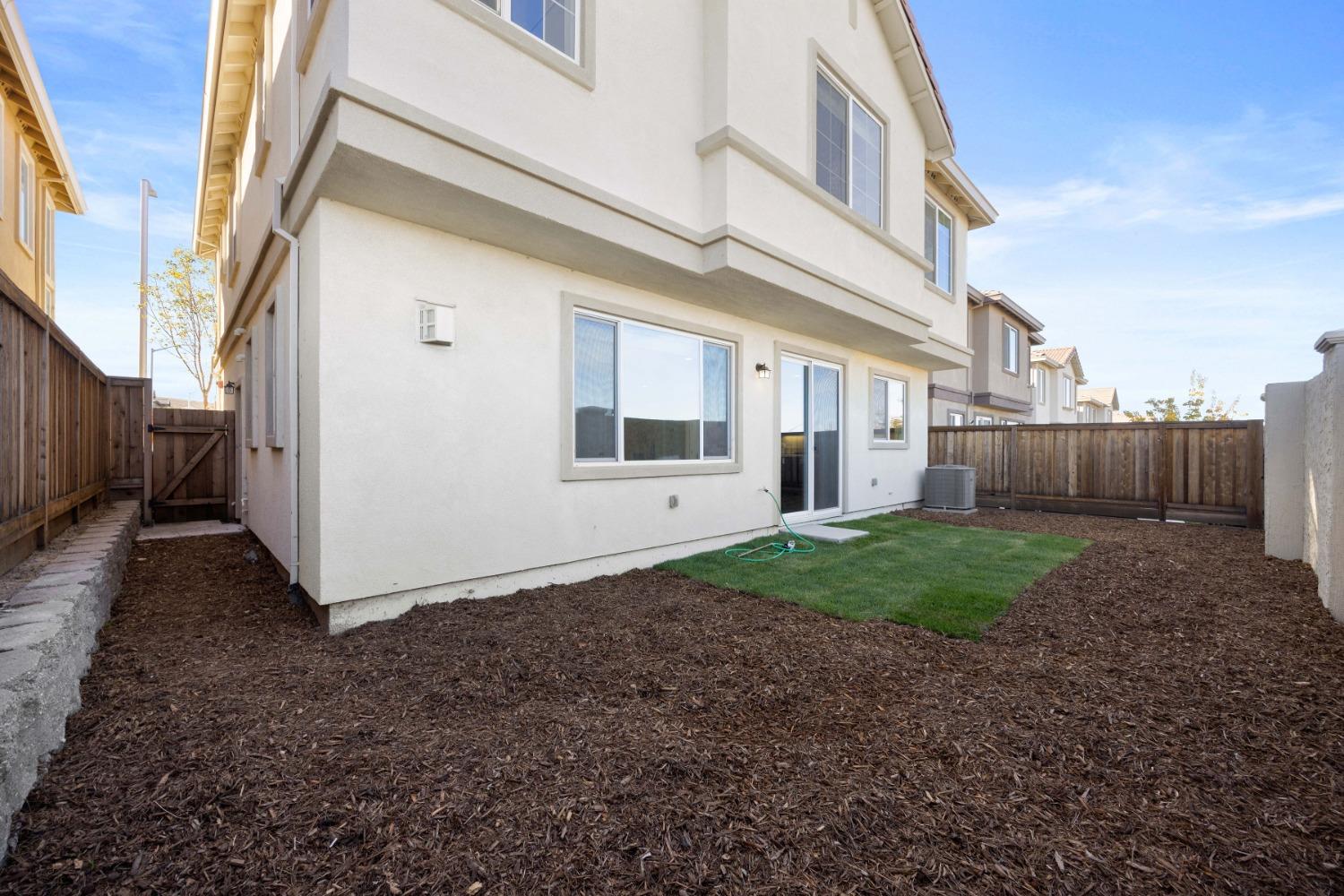 Detail Gallery Image 51 of 62 For 2573 Modena Dr, Pittsburg,  CA 94565 - 4 Beds | 2/1 Baths