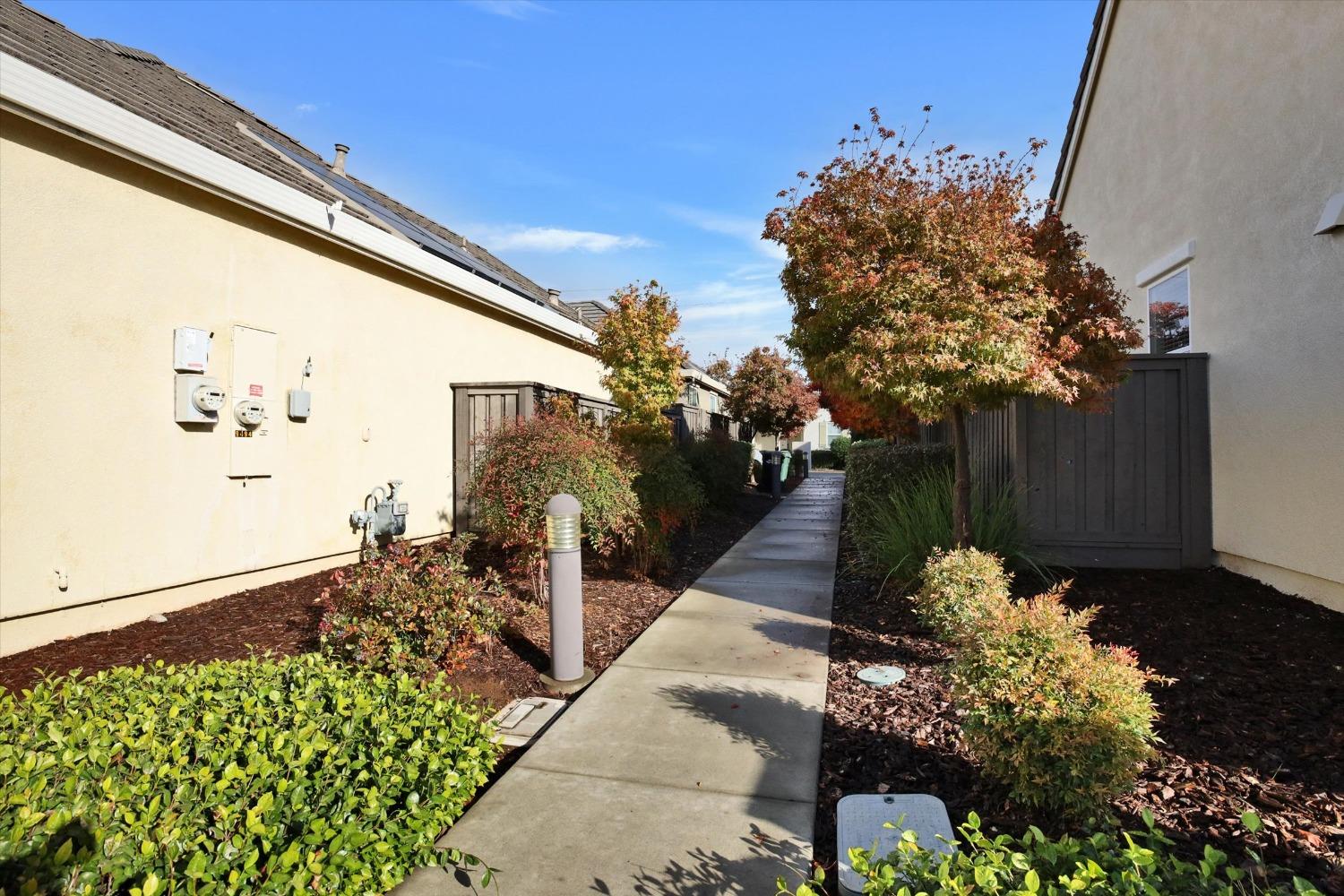 Detail Gallery Image 50 of 64 For 7445 Chevelle Way, Sacramento,  CA 95829 - 2 Beds | 2 Baths