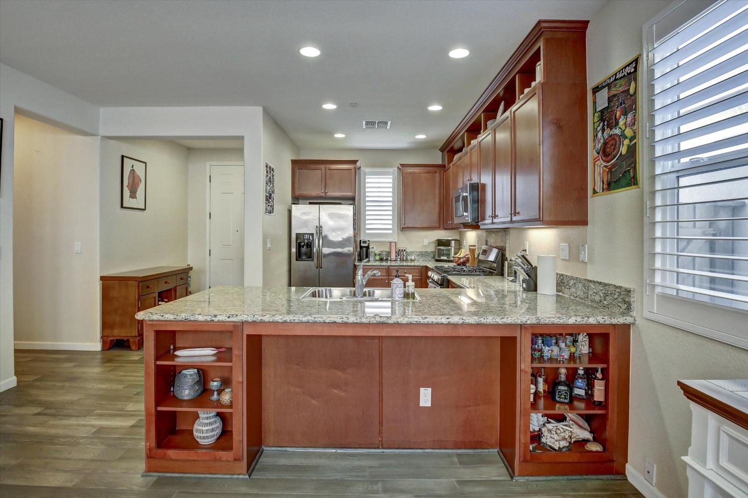 Detail Gallery Image 17 of 64 For 7445 Chevelle Way, Sacramento,  CA 95829 - 2 Beds | 2 Baths