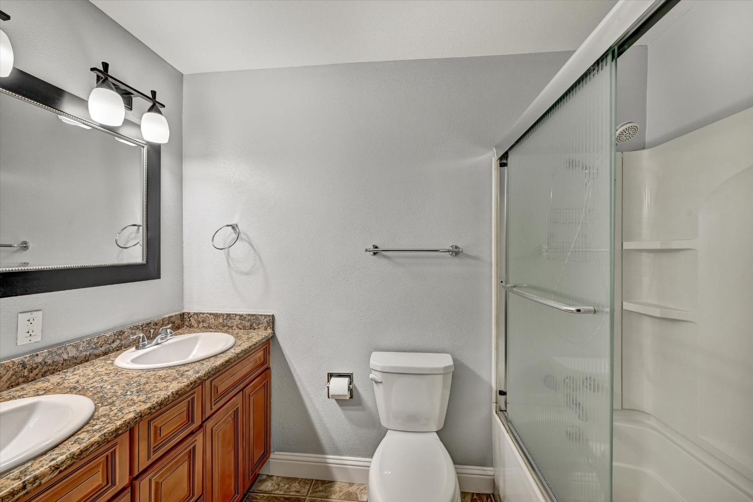 Detail Gallery Image 30 of 33 For 540 Camino Cortez, Yuba City,  CA 95993 - 4 Beds | 2/1 Baths