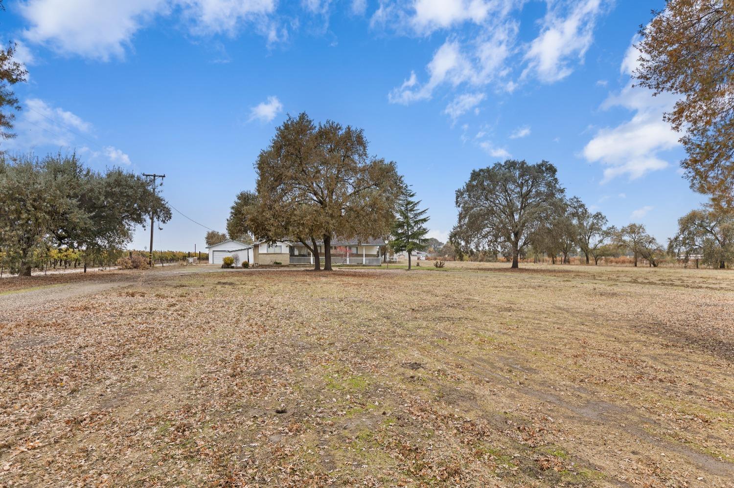 Detail Gallery Image 3 of 55 For 15355 Free Rd, Lodi,  CA 95242 - 4 Beds | 2 Baths