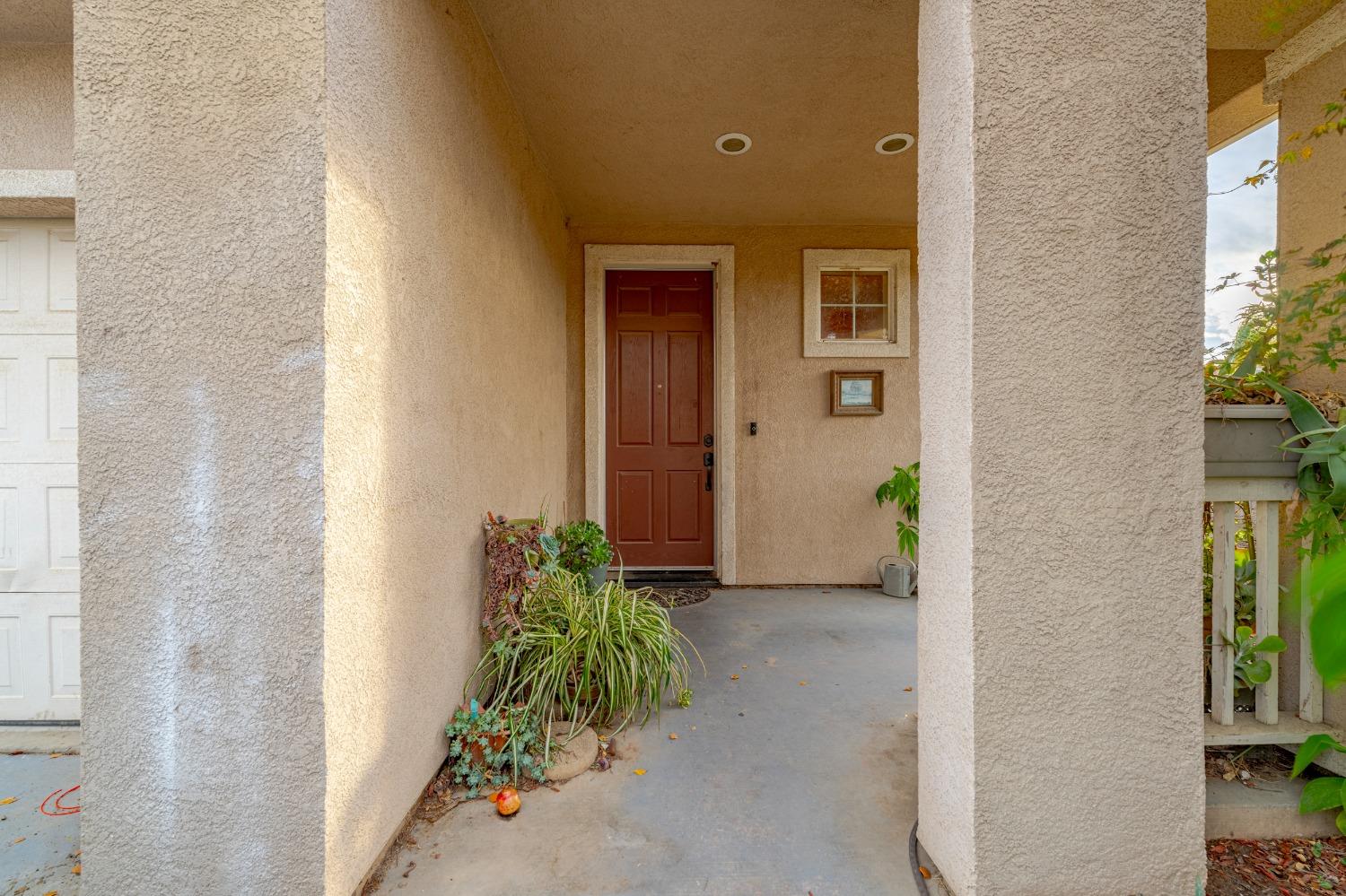 Detail Gallery Image 9 of 68 For 7379 Louise Ave, Winton,  CA 95388 - 3 Beds | 2/1 Baths