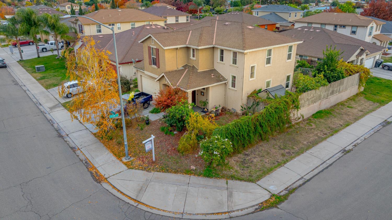 Detail Gallery Image 5 of 68 For 7379 Louise Ave, Winton,  CA 95388 - 3 Beds | 2/1 Baths