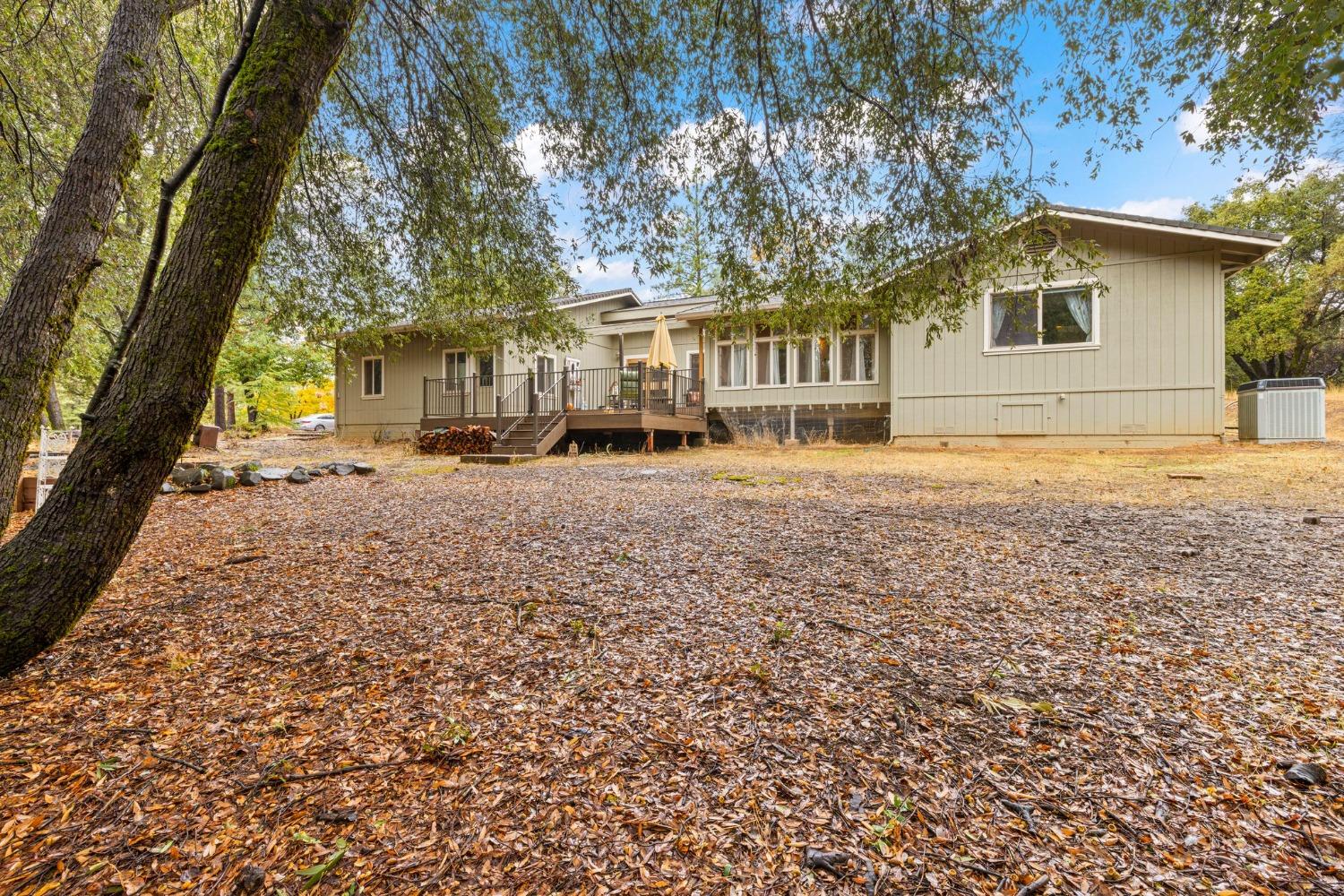 Detail Gallery Image 4 of 61 For 7121 Tumeli Ln, Placerville,  CA 95667 - 2 Beds | 2/1 Baths