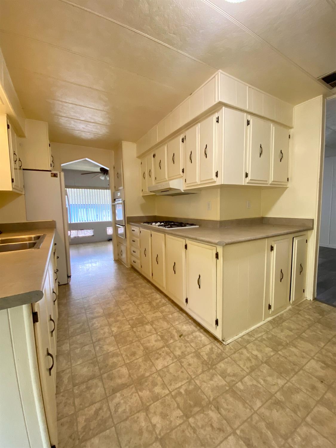 Detail Gallery Image 7 of 20 For 6368 Lincoln Blvd 2, Oroville,  CA 95966 - 2 Beds | 2 Baths