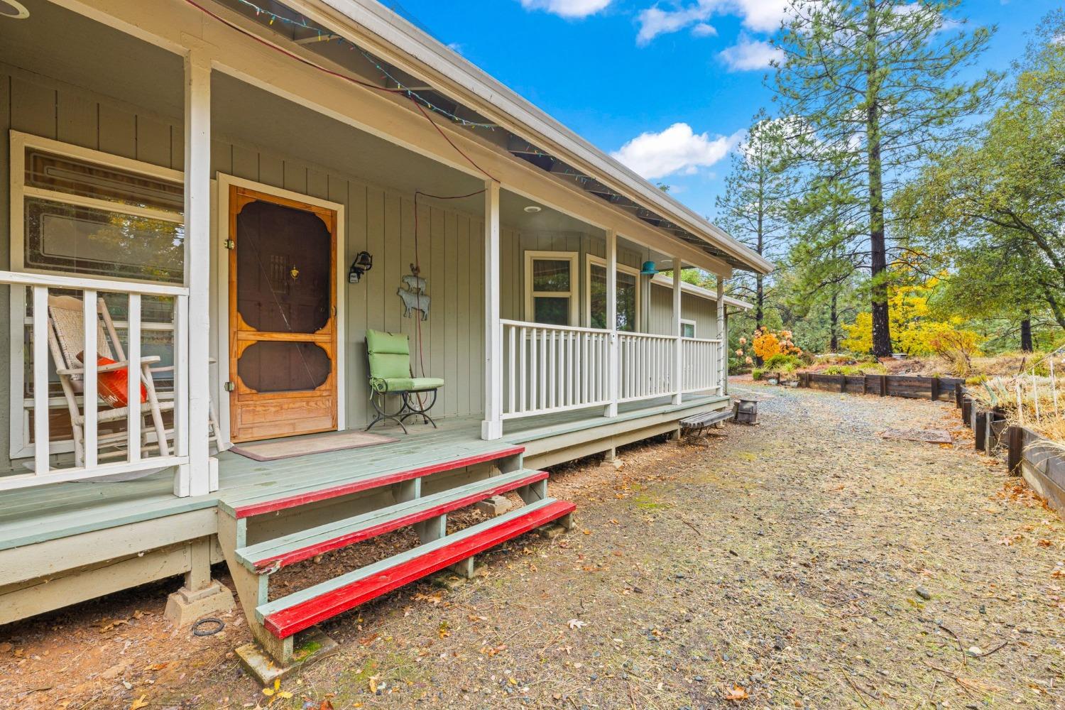 Detail Gallery Image 13 of 61 For 7121 Tumeli Ln, Placerville,  CA 95667 - 2 Beds | 2/1 Baths