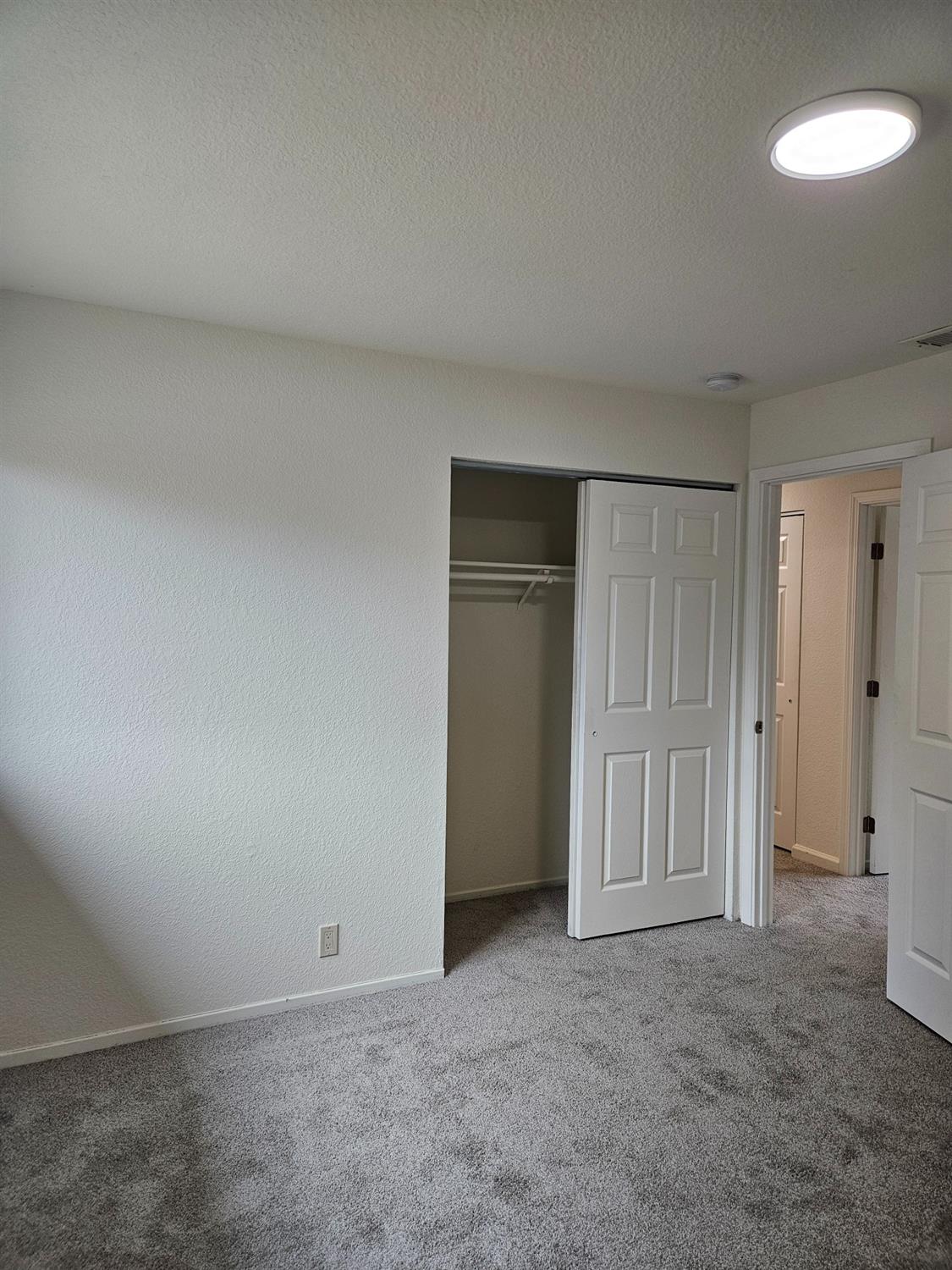 Detail Gallery Image 11 of 16 For 747 Ward Way, Manteca,  CA 95336 - 3 Beds | 2 Baths