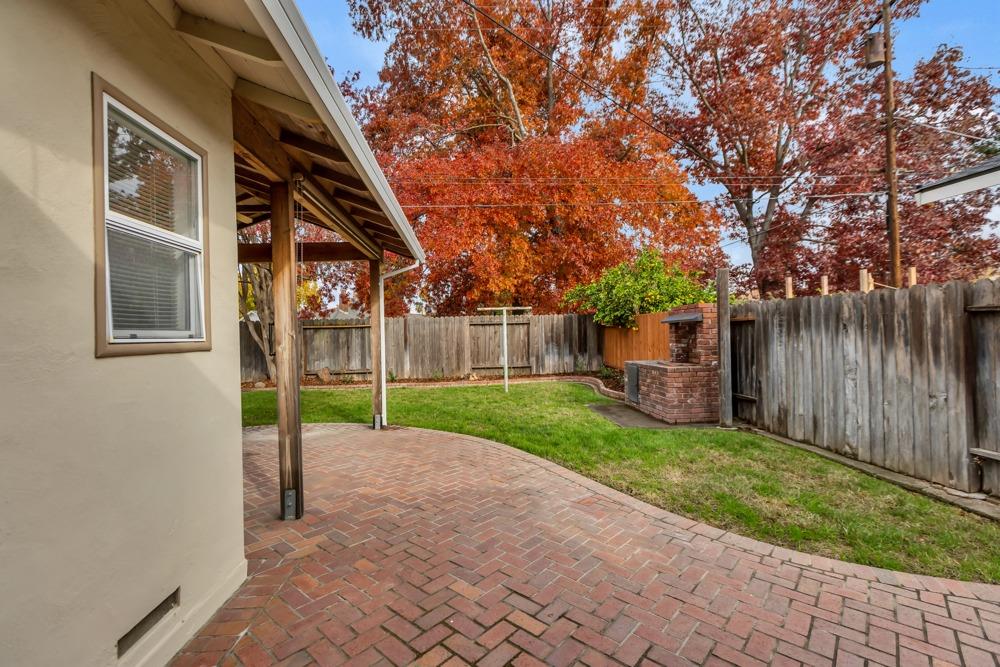 Detail Gallery Image 27 of 33 For 3009 Berkshire Way, Sacramento,  CA 95864 - 3 Beds | 1 Baths