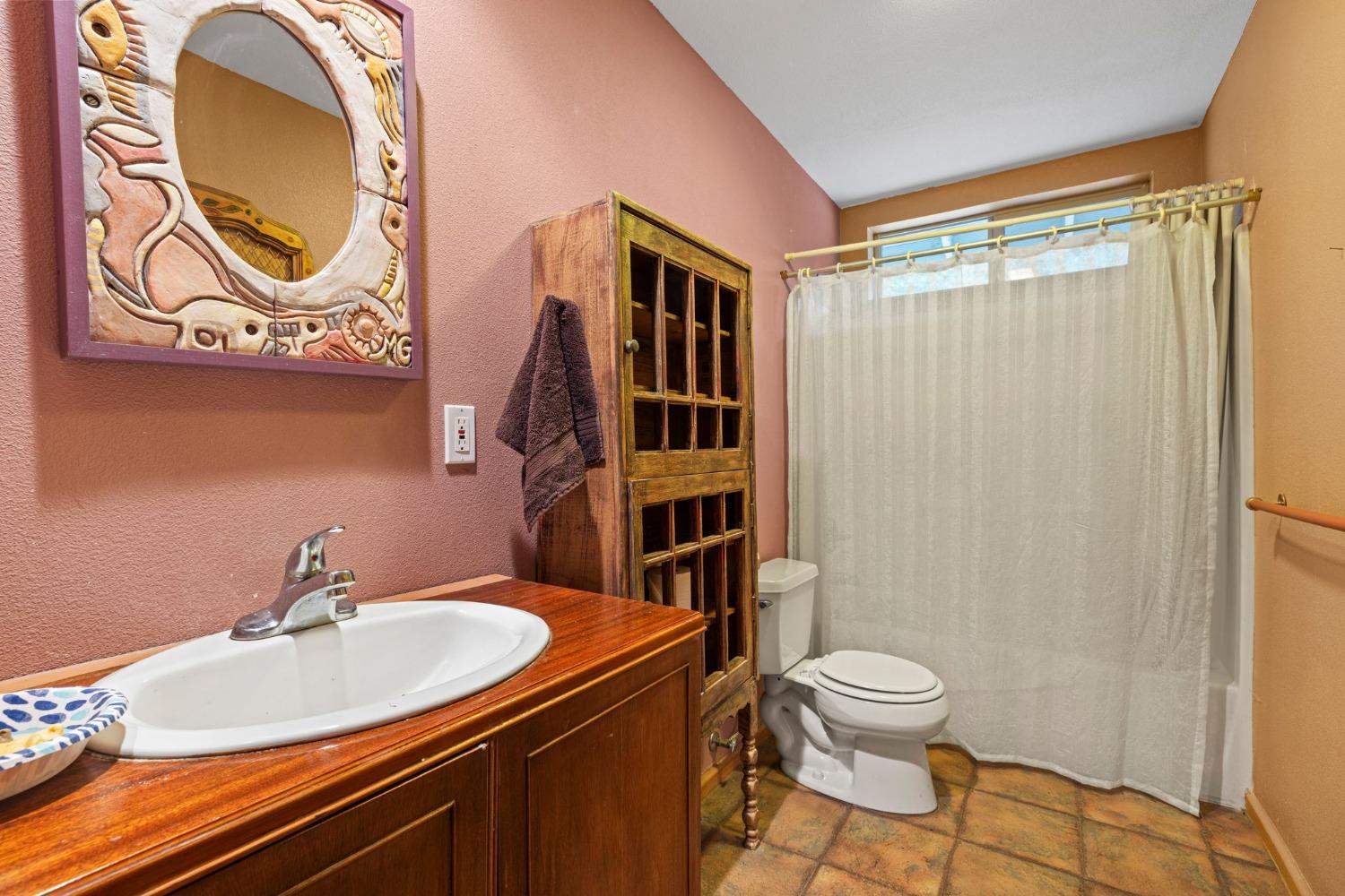 Detail Gallery Image 32 of 61 For 7121 Tumeli Ln, Placerville,  CA 95667 - 2 Beds | 2/1 Baths