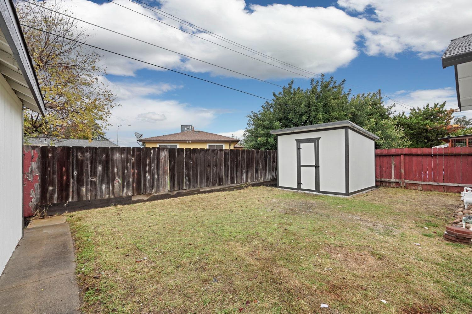 Detail Gallery Image 8 of 48 For 643 Joaquin St, Lodi,  CA 95240 - 3 Beds | 2 Baths