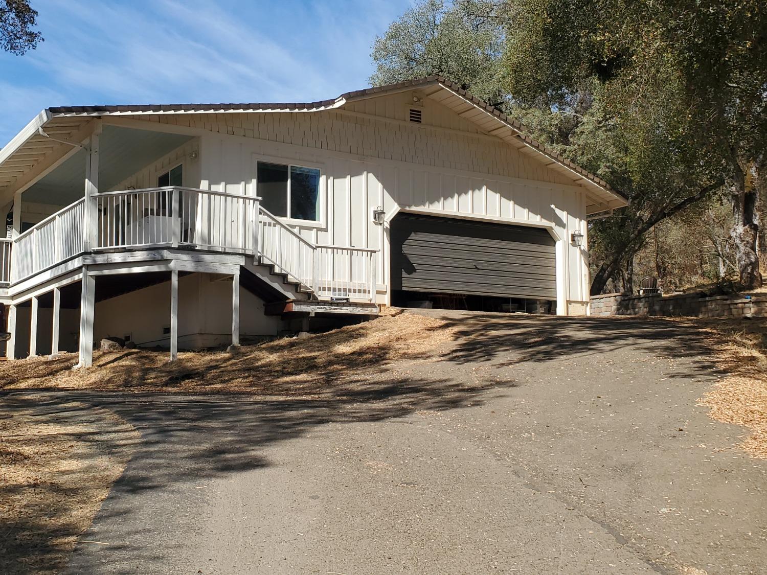 Detail Gallery Image 2 of 82 For 3403 Campbell Cir, Rescue,  CA 95672 - 5 Beds | 3 Baths