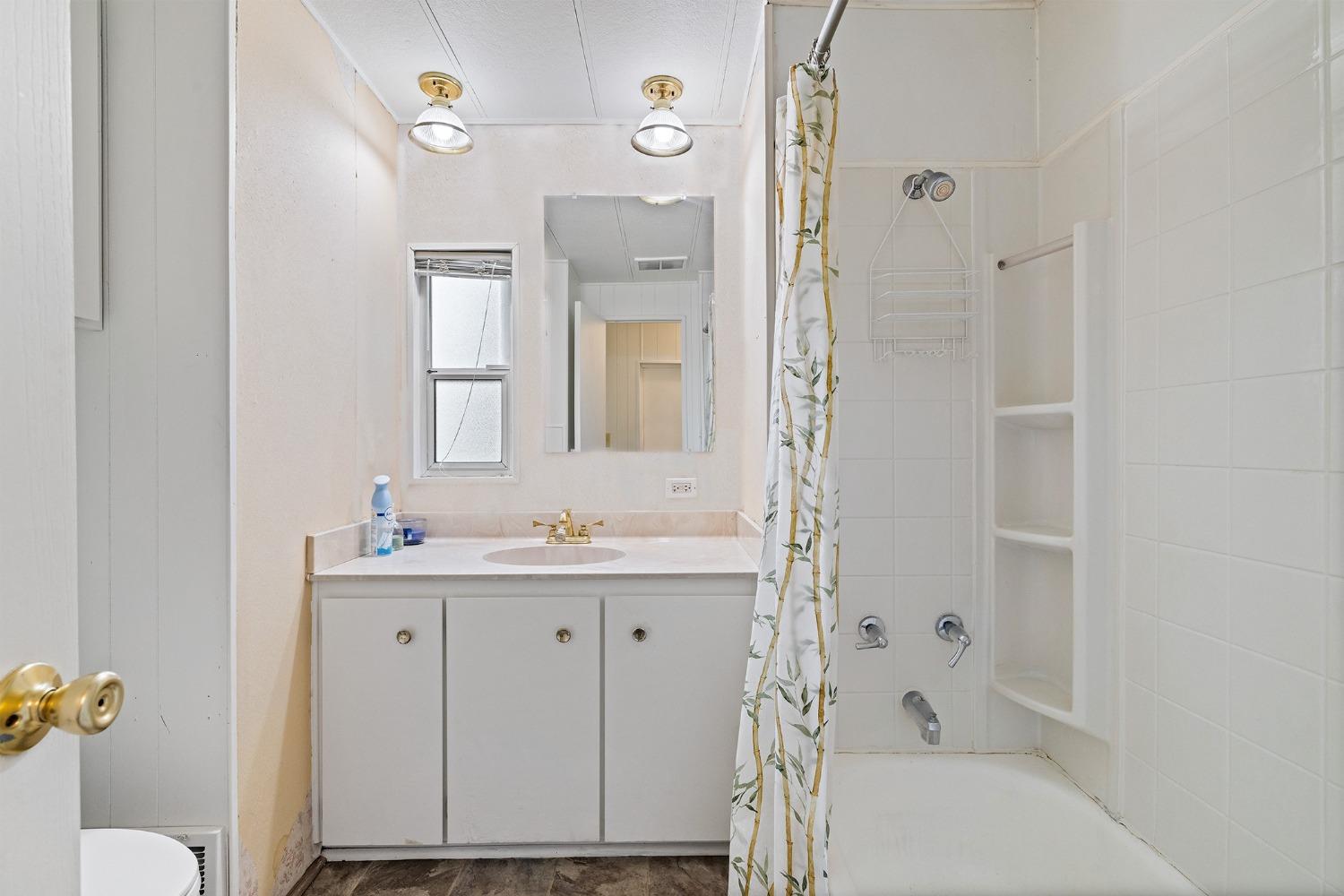 Detail Gallery Image 16 of 26 For 6315 Stagecoach, Sacramento,  CA 95842 - 2 Beds | 1/1 Baths