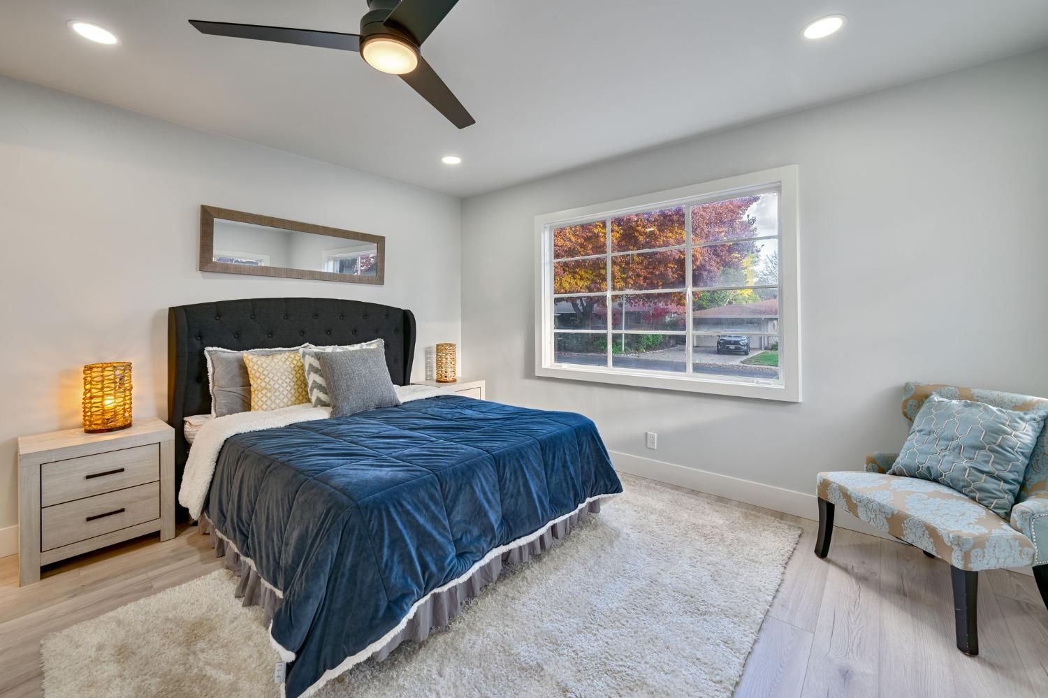 Detail Gallery Image 21 of 58 For 4730 S Land Park Dr, Sacramento,  CA 95822 - 3 Beds | 2/1 Baths