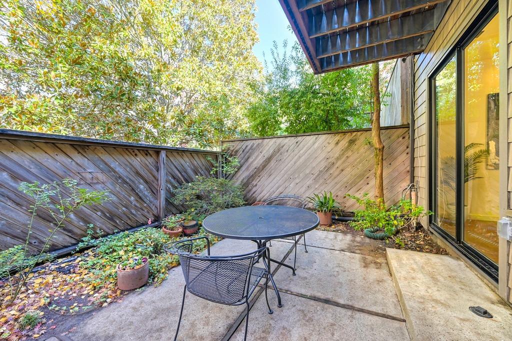 Detail Gallery Image 50 of 69 For 1920 Piper Ridge Ct, Walnut Creek,  CA 94597 - 3 Beds | 2/1 Baths