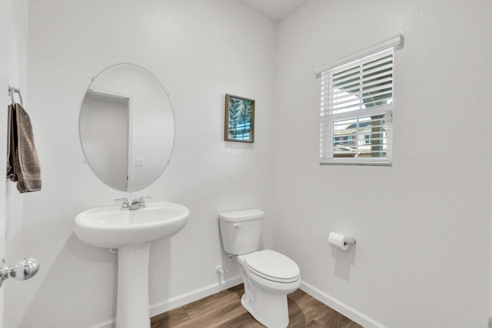 Detail Gallery Image 18 of 52 For 3606 Cormac Way, Sacramento,  CA 95835 - 3 Beds | 2/1 Baths