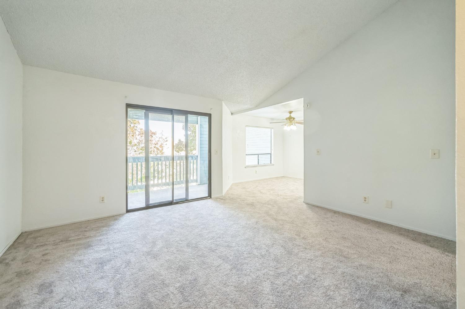 Detail Gallery Image 9 of 30 For 2821 Winding Ln, Antioch,  CA 94531 - 2 Beds | 1 Baths