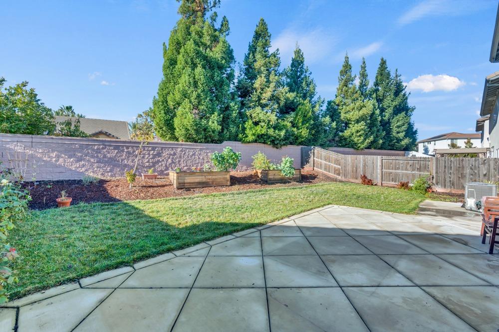 Detail Gallery Image 39 of 52 For 3606 Cormac Way, Sacramento,  CA 95835 - 3 Beds | 2/1 Baths