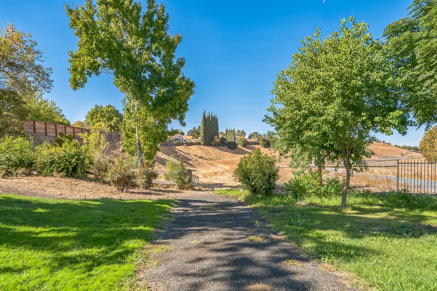 Detail Gallery Image 30 of 30 For 2821 Winding Ln, Antioch,  CA 94531 - 2 Beds | 1 Baths