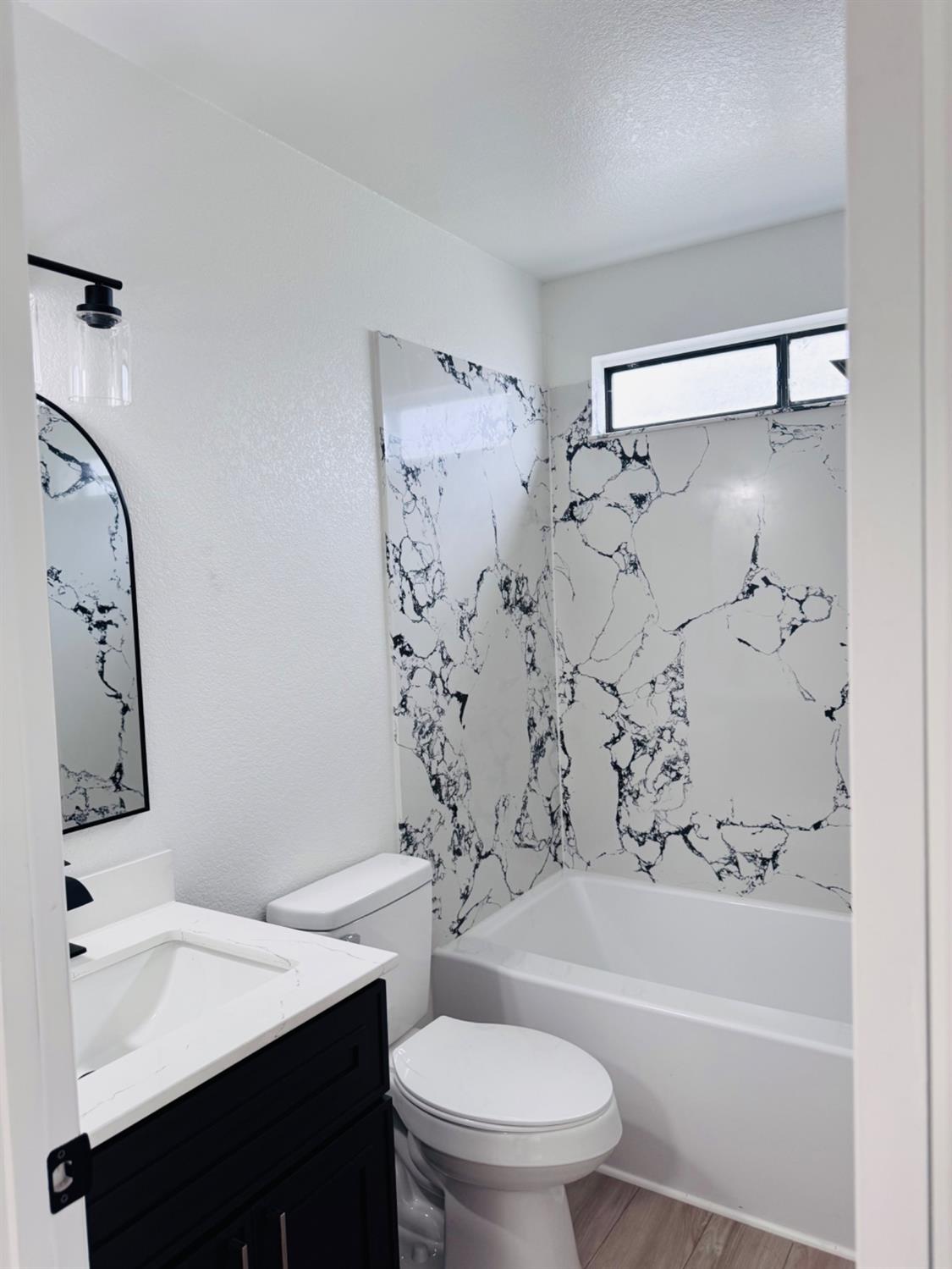 Detail Gallery Image 26 of 43 For 1718 Hammertown Dr, Stockton,  CA 95210 - 4 Beds | 2/1 Baths