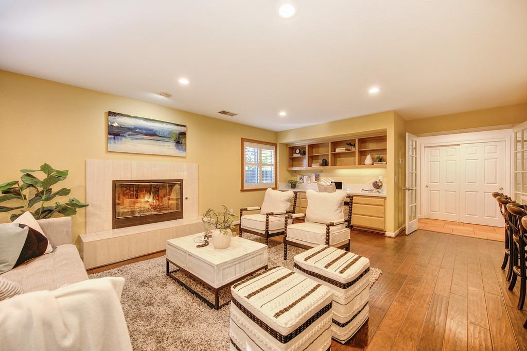 Detail Gallery Image 26 of 79 For 3702 Miwok Pl, Davis,  CA 95618 - 5 Beds | 2/1 Baths