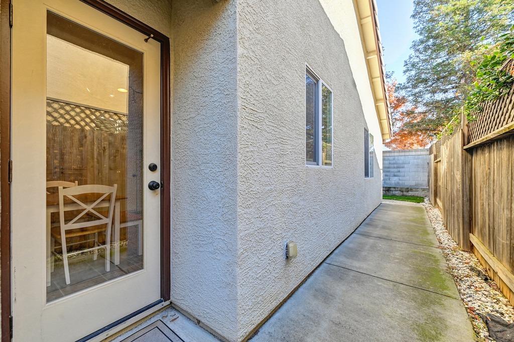 Detail Gallery Image 27 of 29 For 1416 Black Bear St, Roseville,  CA 95747 - 3 Beds | 2 Baths