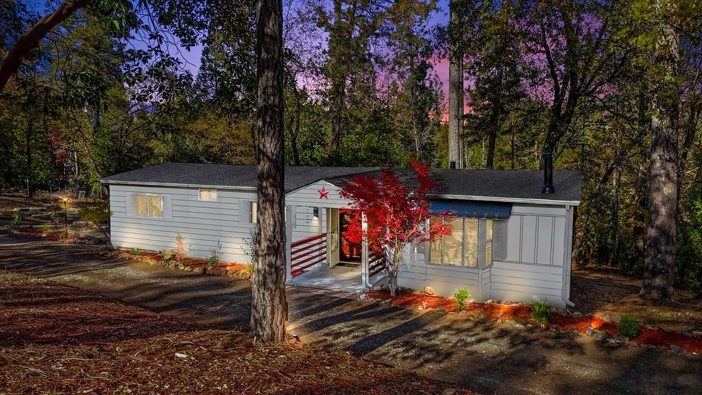 Detail Gallery Image 1 of 37 For 13416 Mystic Mine Rd, Nevada City,  CA 95959 - 2 Beds | 2 Baths