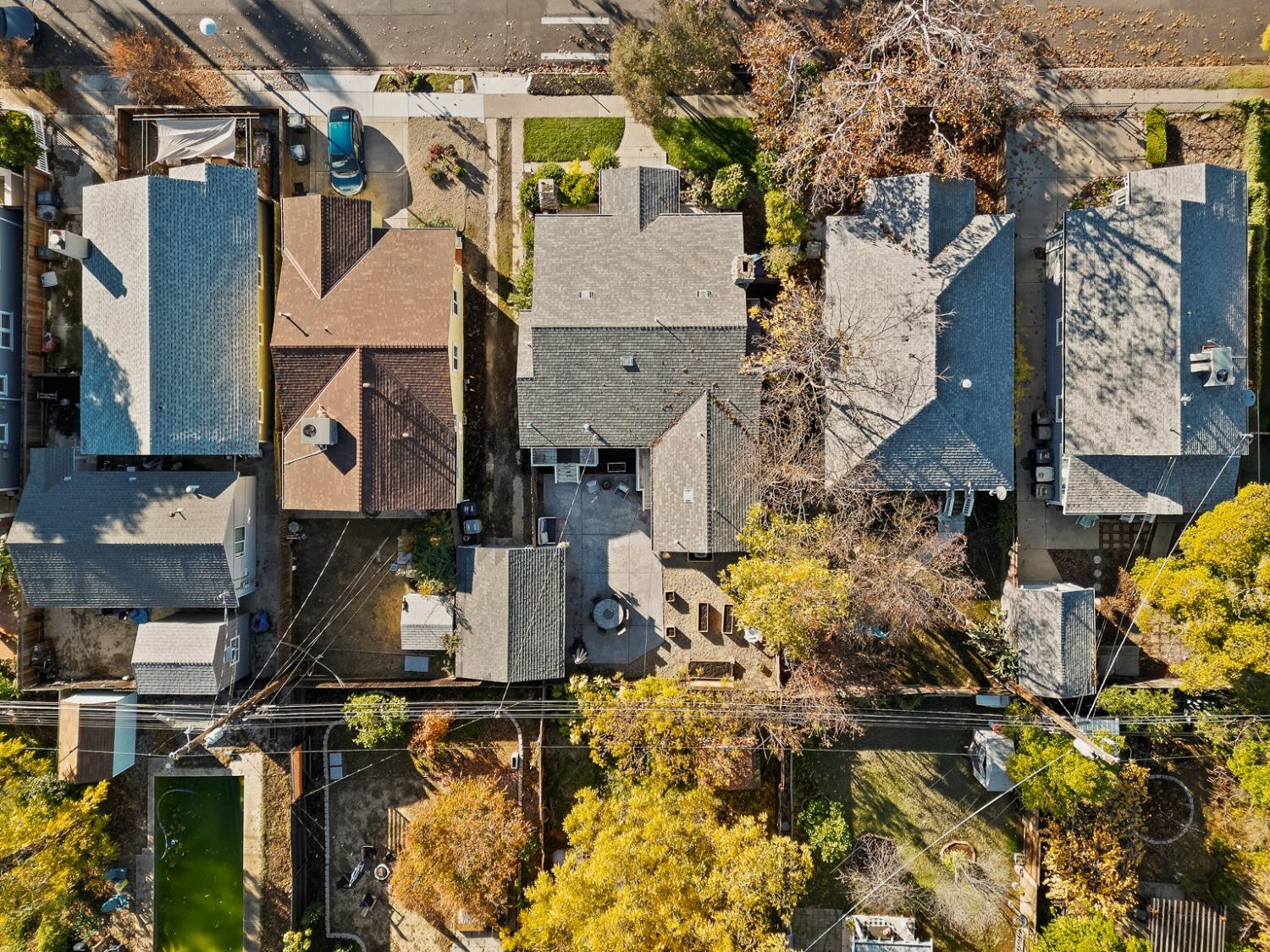 Detail Gallery Image 37 of 38 For 3351 42nd St, Sacramento,  CA 95817 - 3 Beds | 2 Baths