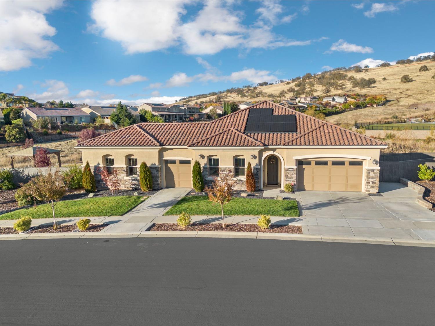 Detail Gallery Image 42 of 83 For 1850 Blackstone Pkwy, El Dorado Hills,  CA 95762 - 4 Beds | 3/1 Baths