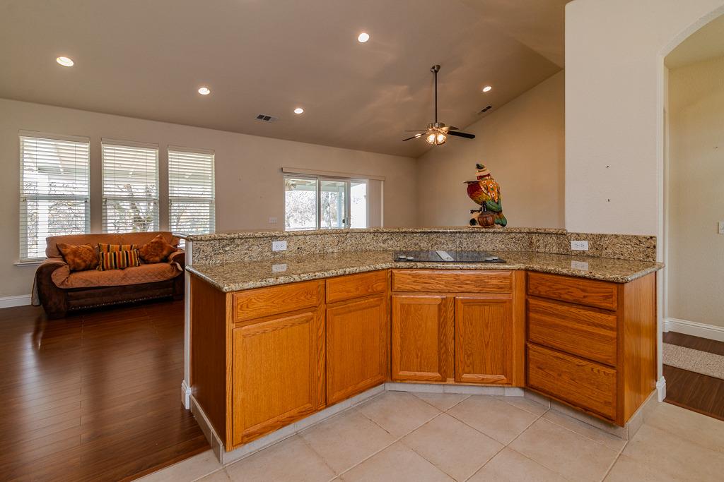 Detail Gallery Image 15 of 41 For 14868 Mona Ct, La Grange,  CA 95329 - 3 Beds | 2 Baths