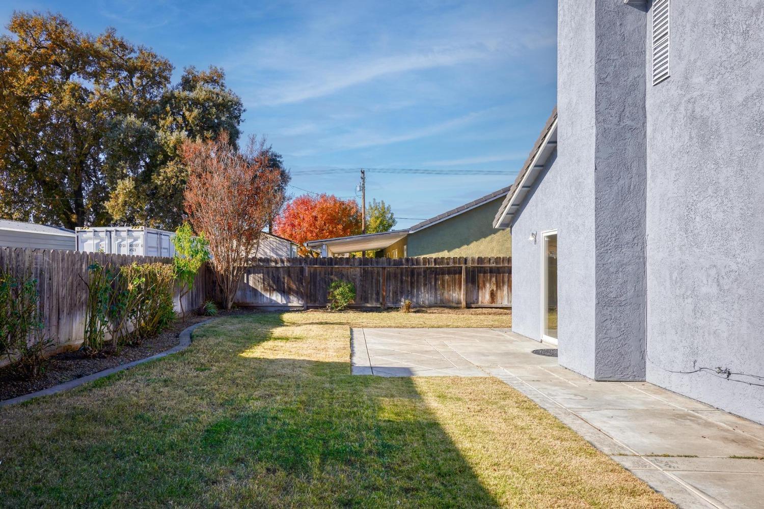 Detail Gallery Image 27 of 32 For 2104 Park East Dr, Modesto,  CA 95351 - 3 Beds | 2 Baths