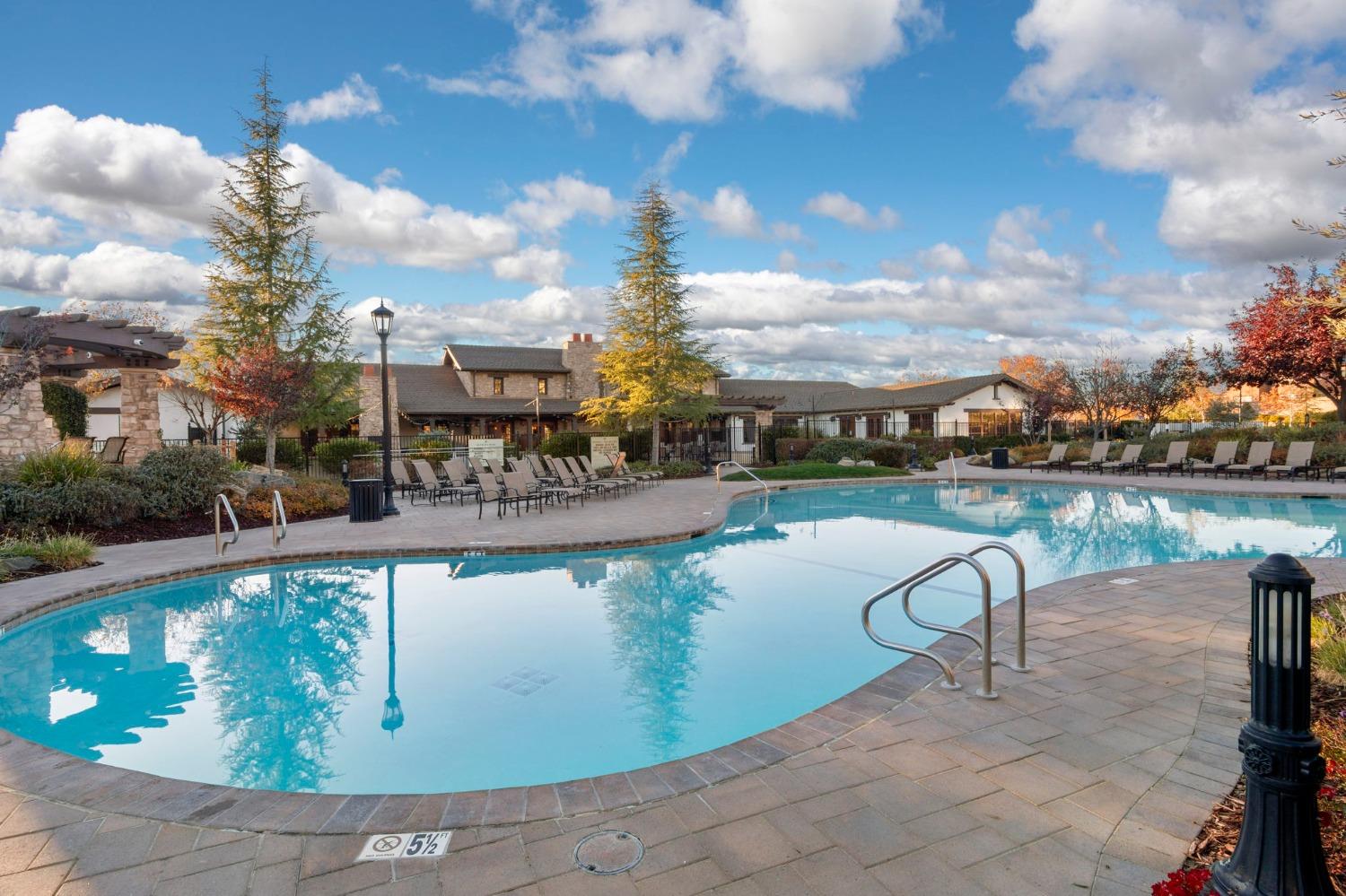 Detail Gallery Image 73 of 83 For 1850 Blackstone Pkwy, El Dorado Hills,  CA 95762 - 4 Beds | 3/1 Baths